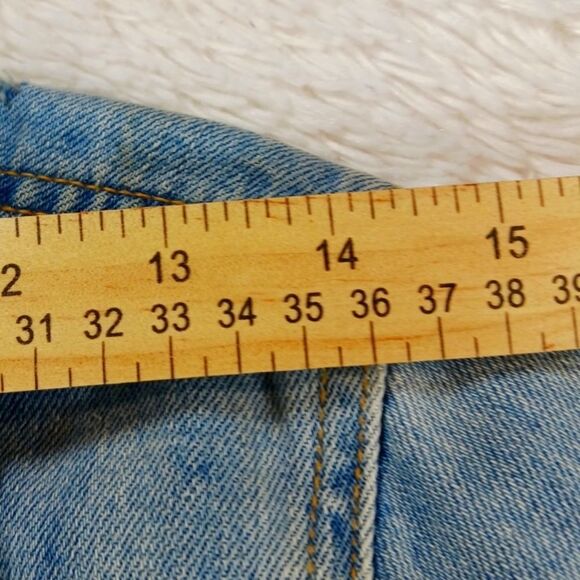 KanCan Light Wash Distressed Estilo/ Crop  4 Pocket Denim Jacket. Woman's XS.... - Picture 10 of 15